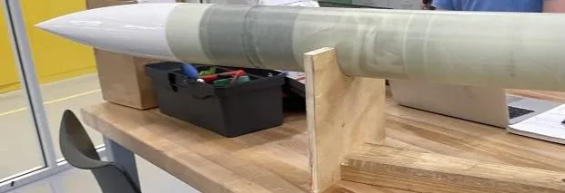 Rocket assembly for center of gravity measurement